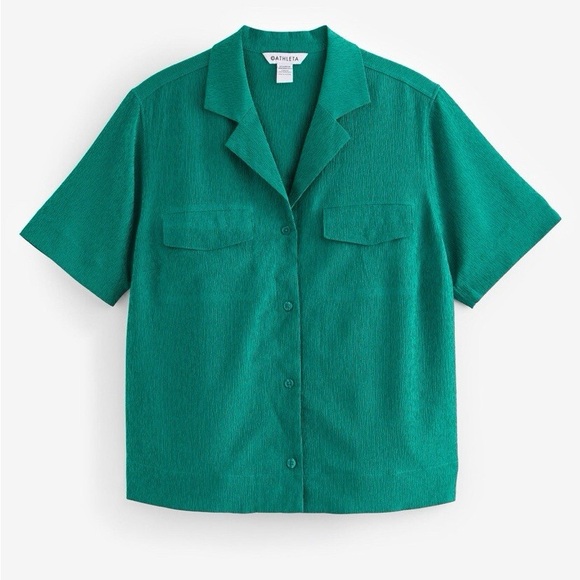 Athleta Tops - Athleta Echo Short Sleeve Revere Collar Button Through Top in Emerald Green